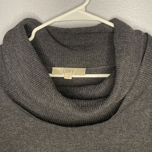 Loft Gray Ribbed Cowl Neck Charcoal Gray Sweater Size Medium - Picture 2 of 11